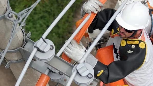Como evitar acidente de trabalho com rede elétrica?